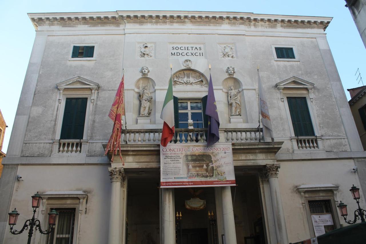 San Marco Fenice 3Bdr 2Bth Apartment Venedig Exterior foto