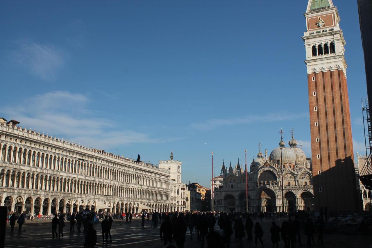 San Marco Fenice 3Bdr 2Bth Apartment Venedig Exterior foto